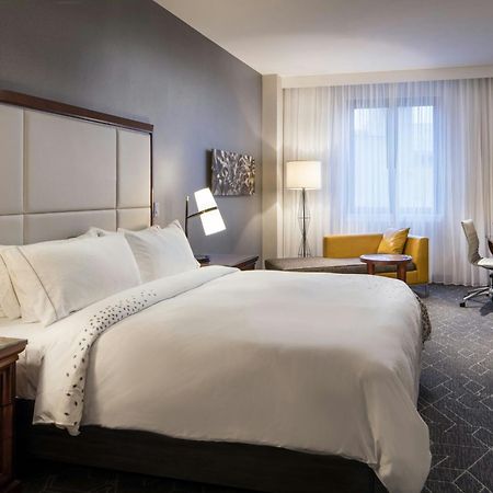 Renaissance Providence Downtown Hotel Экстерьер фото