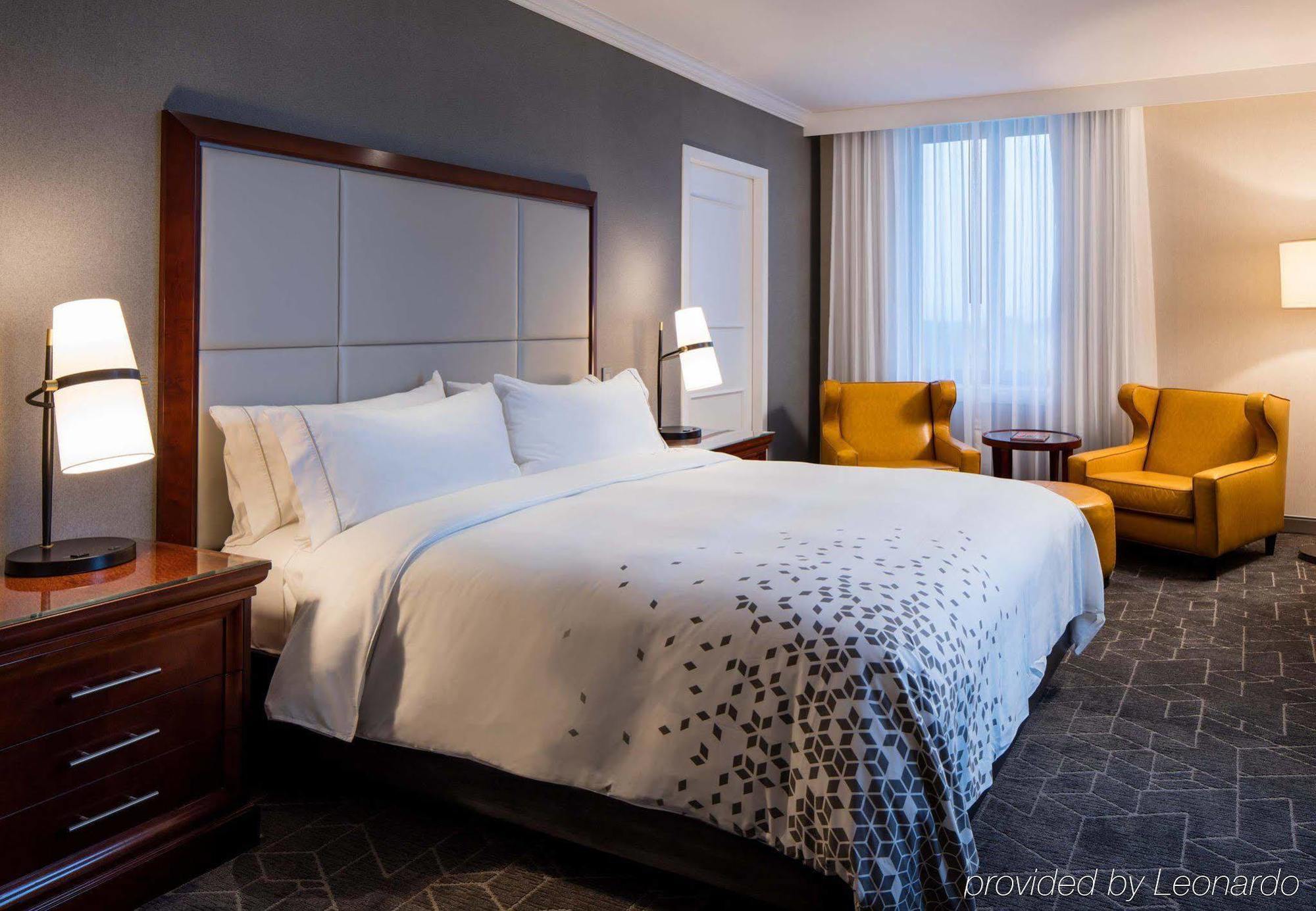 Renaissance Providence Downtown Hotel Экстерьер фото